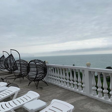 White House Chakvi Hotel Exterior photo